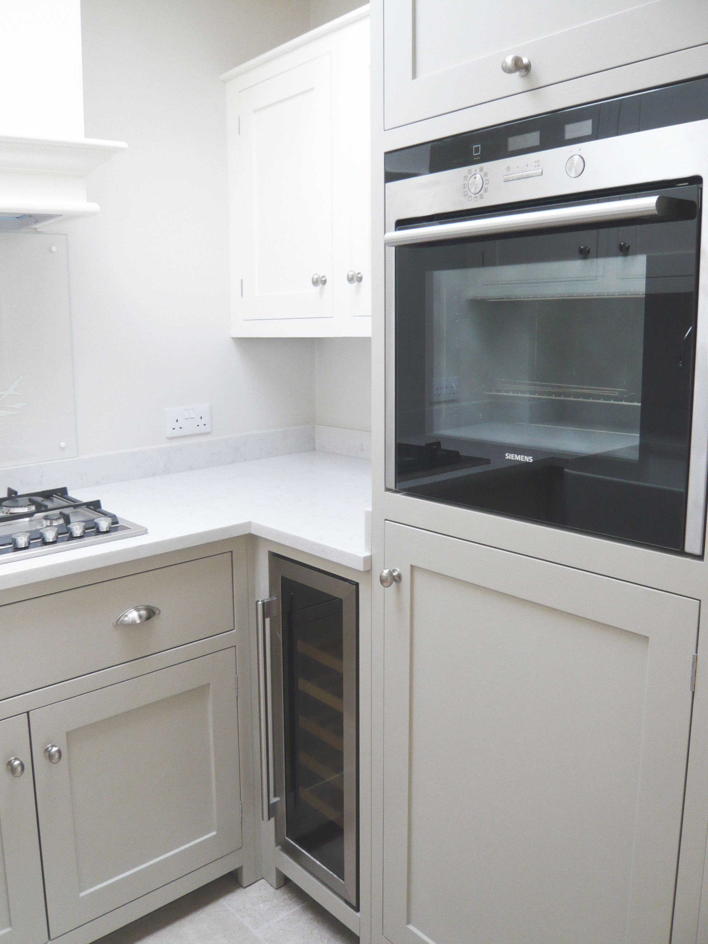 deVOL-kitchens-blog-customer-Real-Shaker-kitchen-Mushroom-splashback-olive-mushroom-Holland Park-transformation-beautiful-simple-stylish