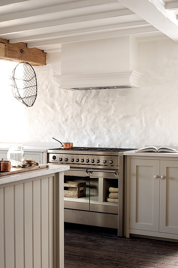 deVOL-kitchens-Cotes Mill-blog-Shaker-showroom-cabinets-Mushroom-Silestone-worktops-Lagoon-Helix-beams-wooden-interior-design-home-simple-stylish-oven-extractor-Smeg