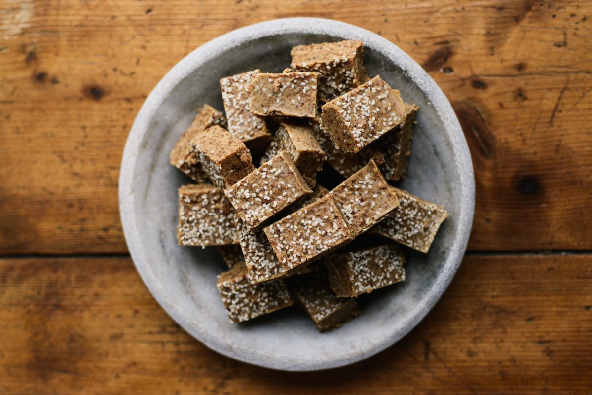 Tahini and Date Fudge-DSC_0625