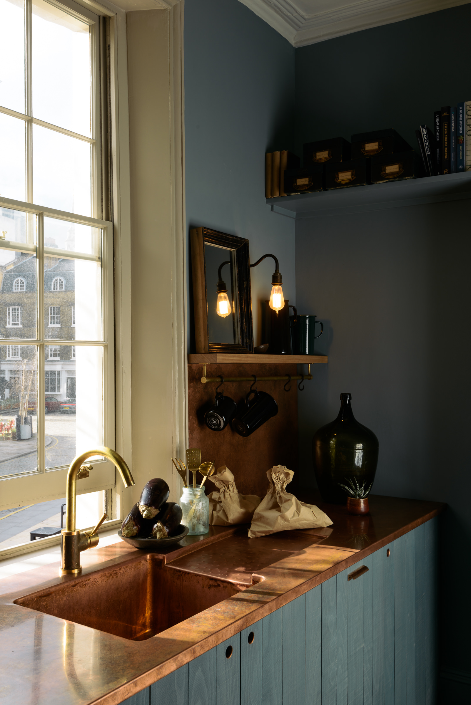 The St John's Townhouse Kitchen by deVOL