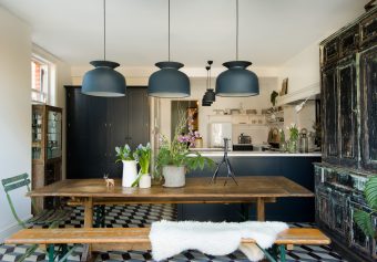 Mixing old and new in this delightful Shaker kitchen