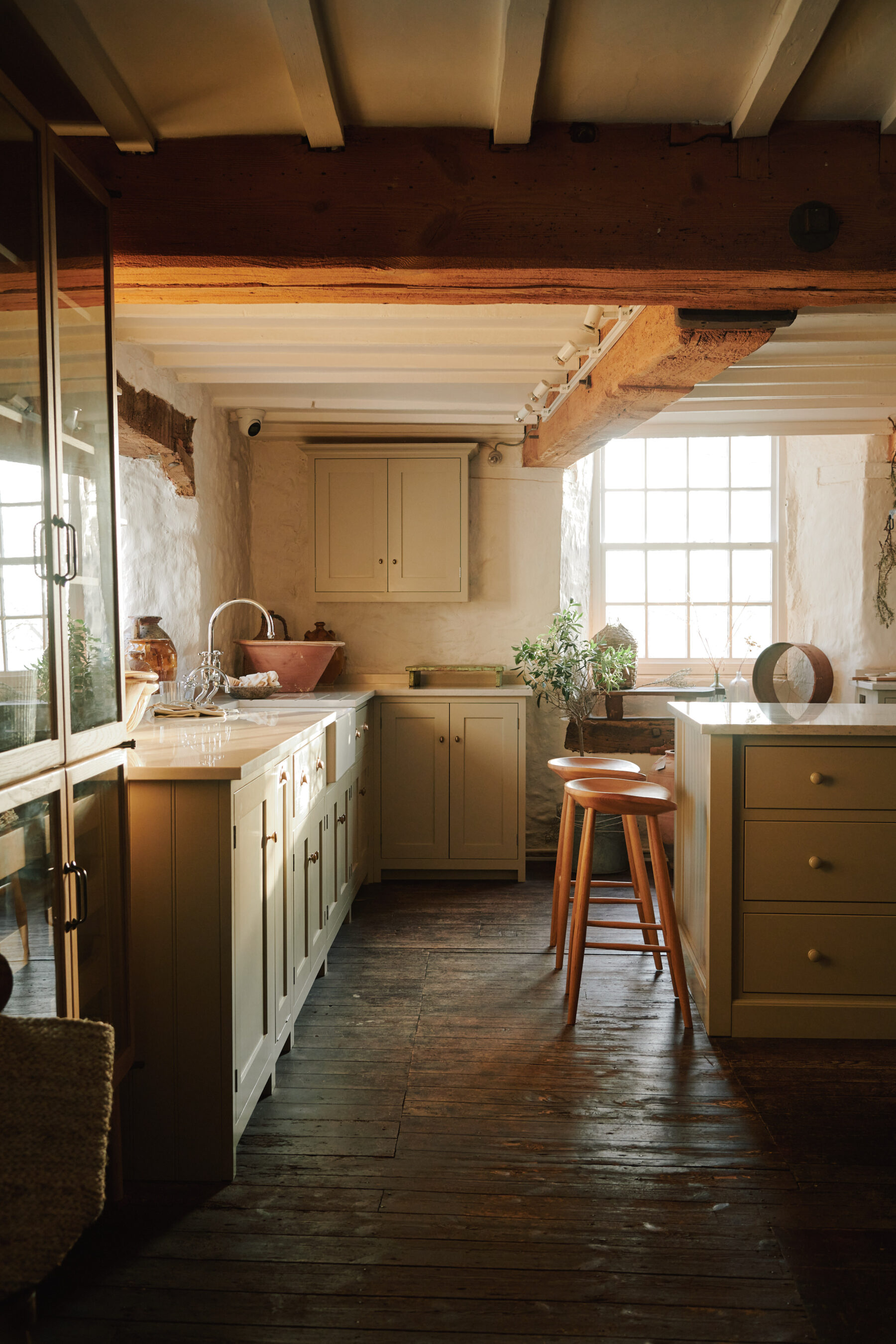 What is a Shaker Style Kitchen and Where Did it Come From?