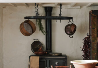 deVOL’s Pot Hanger