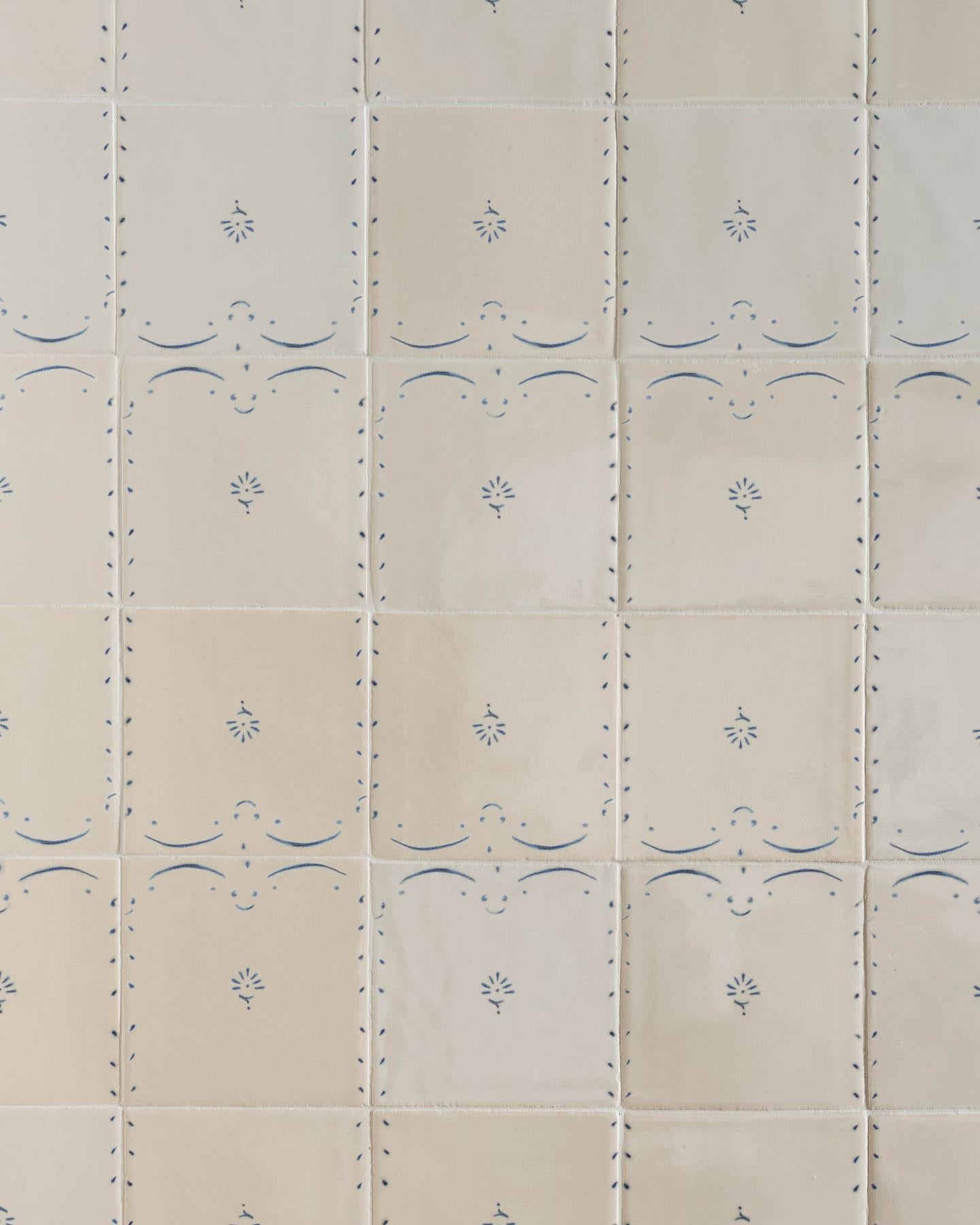 Ditsy Delft Tile - Delft in Blue