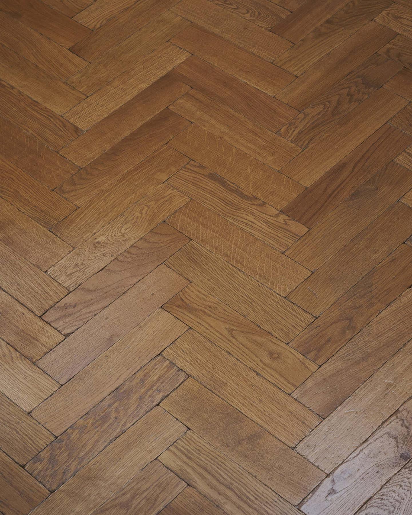 Chatsworth Oak Parquet - 70mm x 280mm (21mm thick)