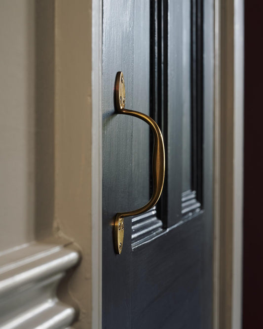 The Elodie Pull Handle