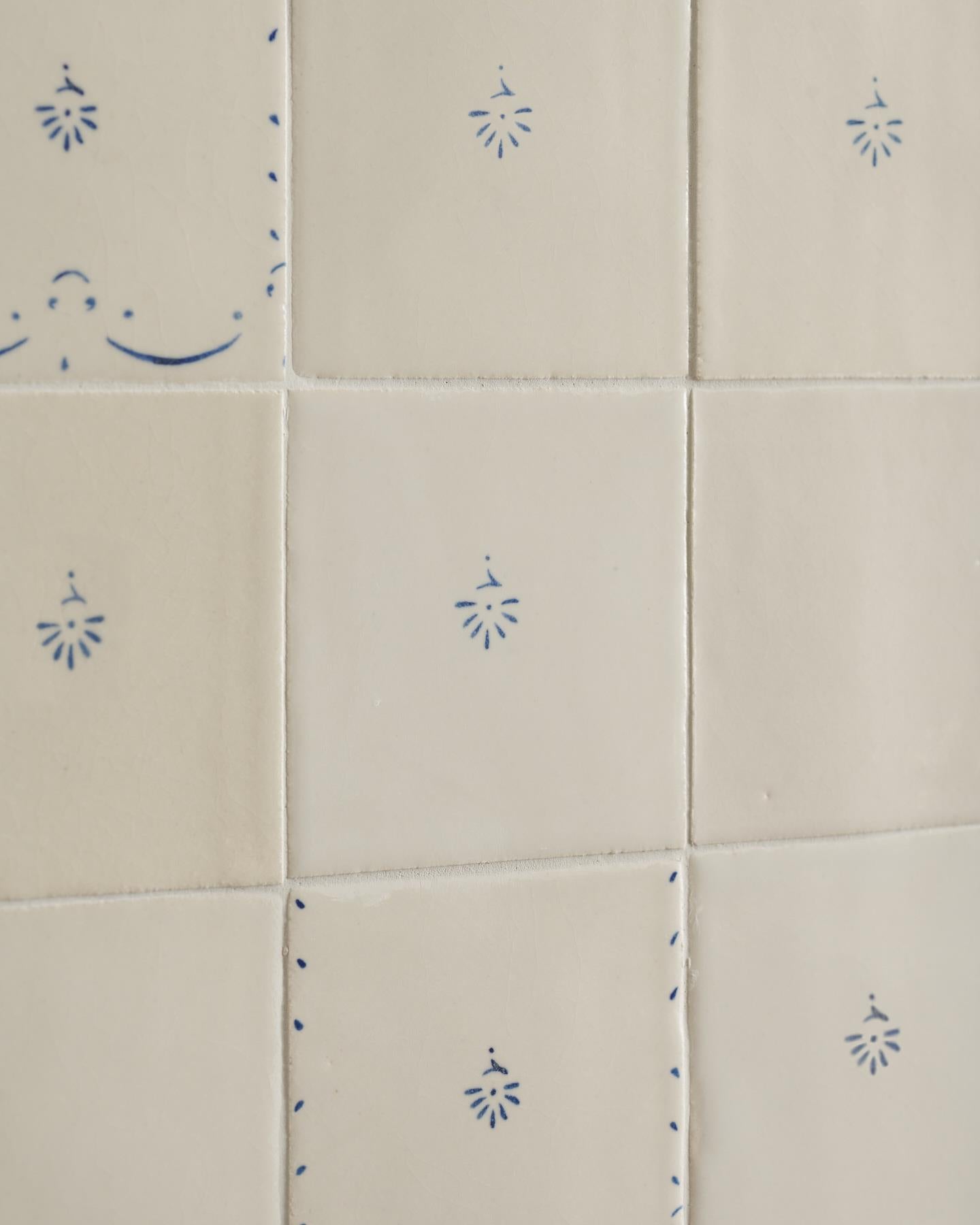 Ditsy Delft Tile - Ditsy in Blue