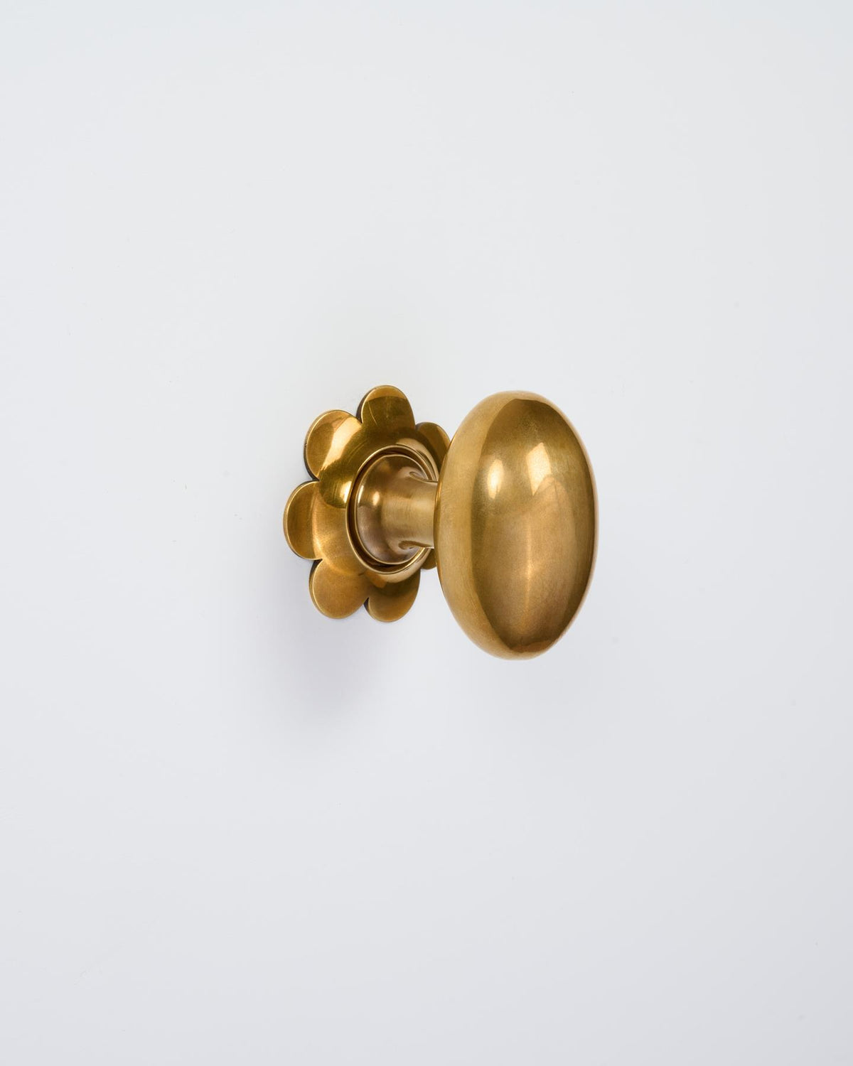 The Clothilde Doorknob with Marguerite Backplate TEST