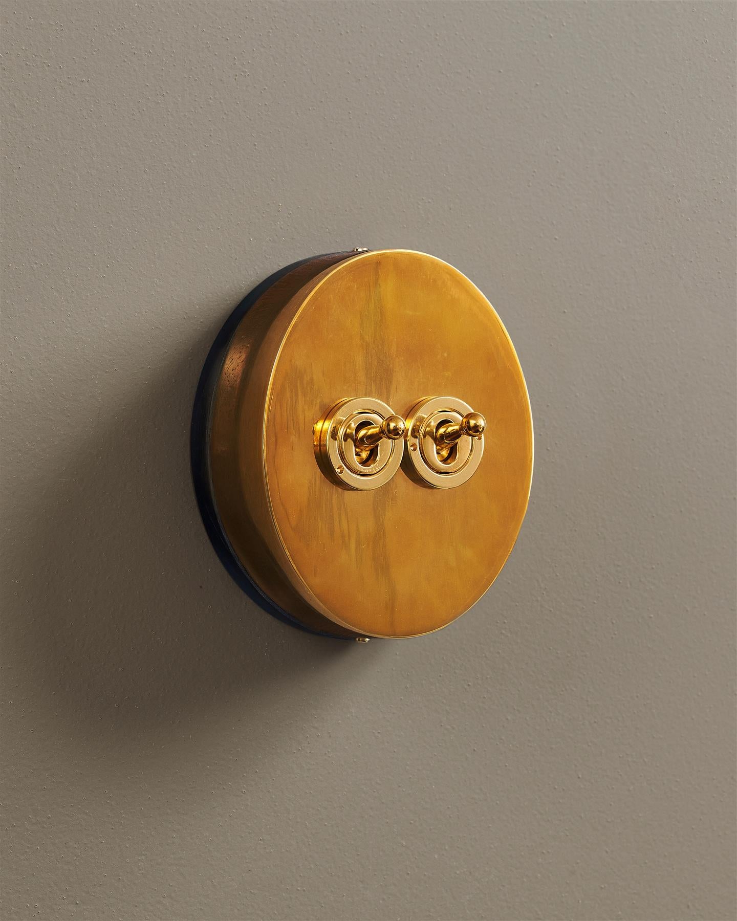 Heirloom Brass Oval Toggle Switch - 2 Gang