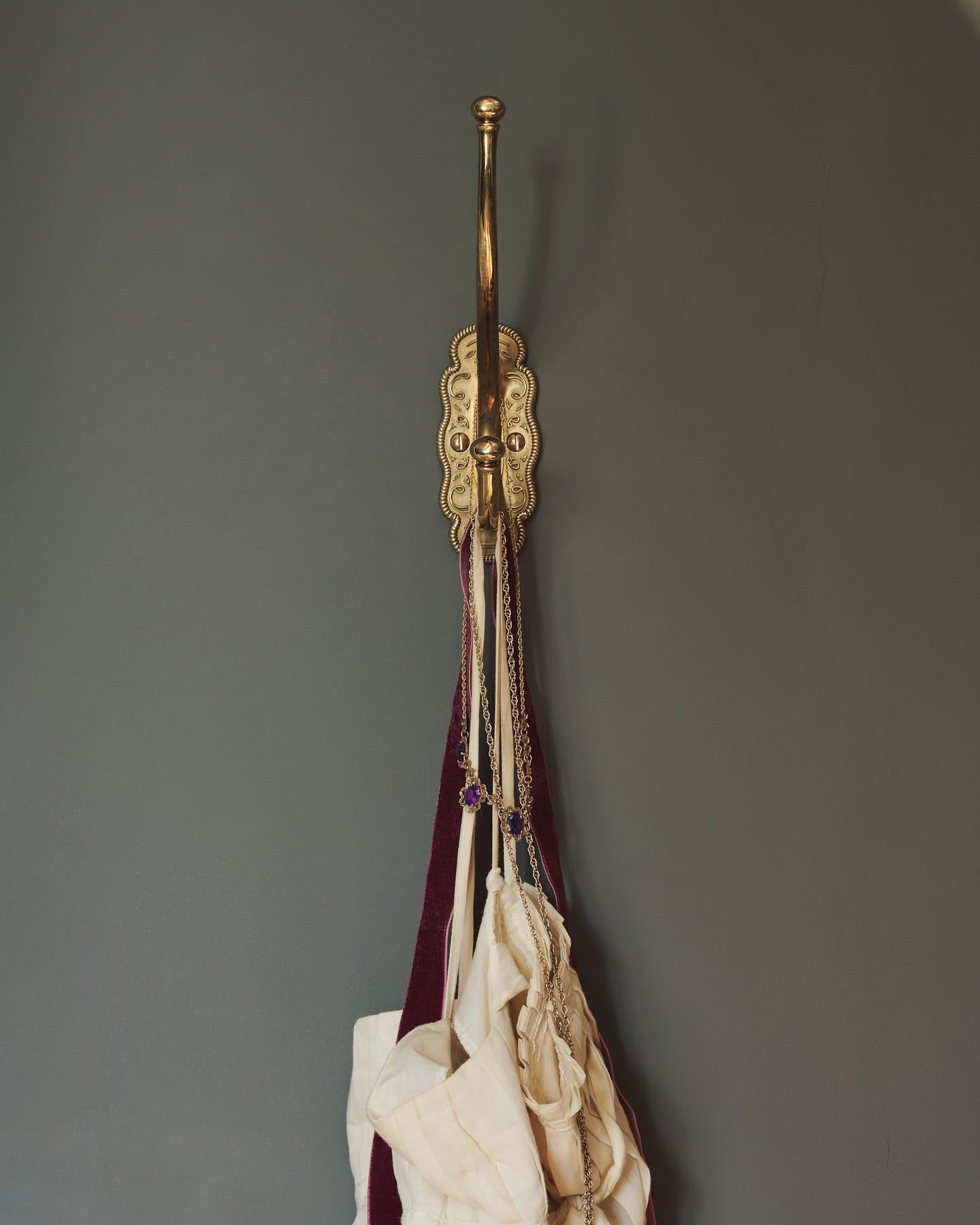 The Grand Parisian Café Hook