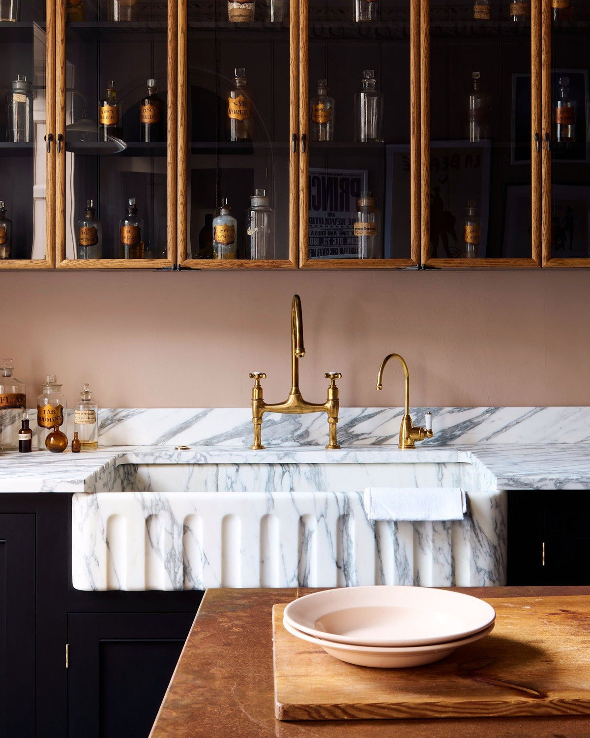 Tuscan Farmhouse 1000 Single Fluted Arabescato Marble Sink TEST