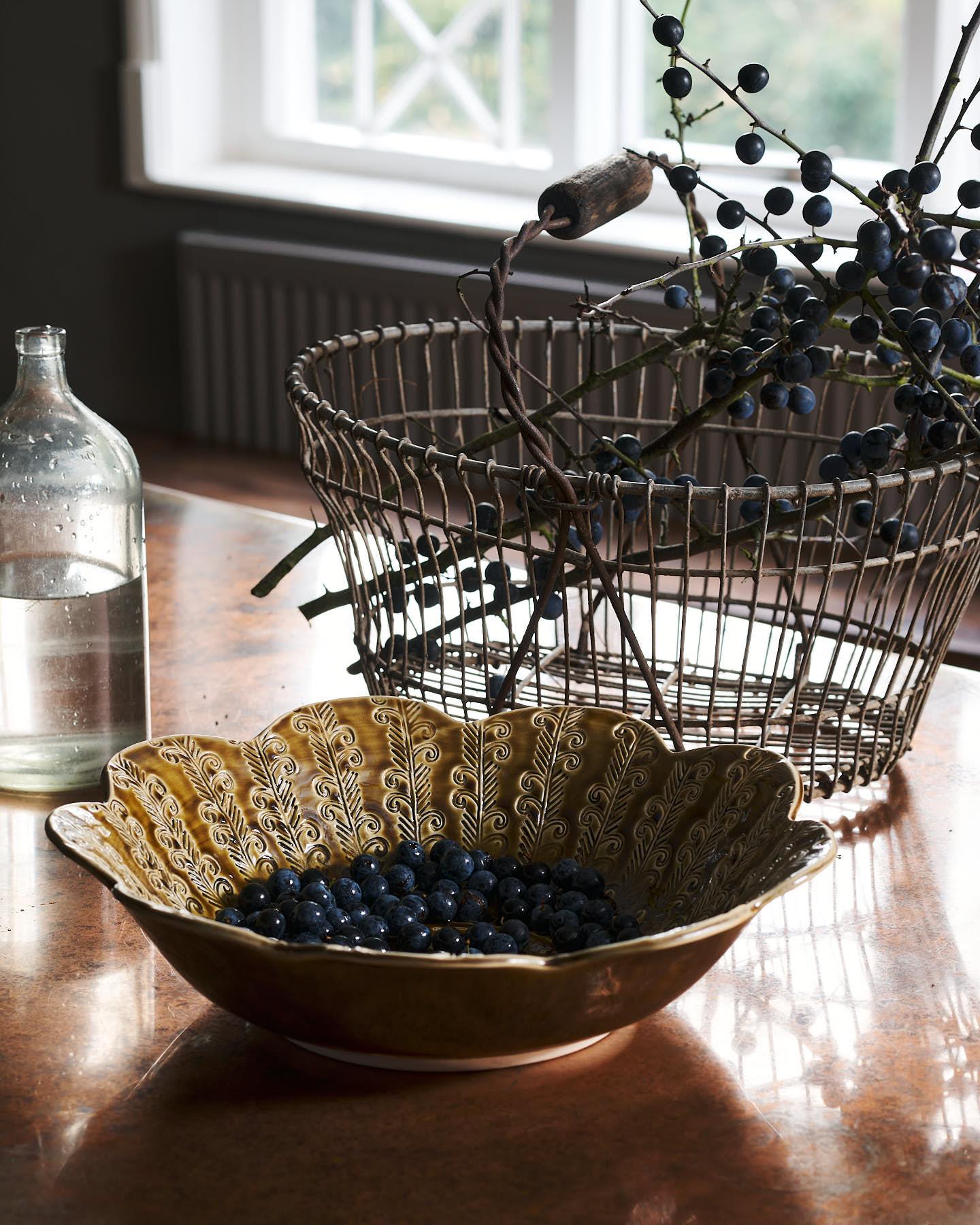 Heirloom Petal Bowl - Sepia