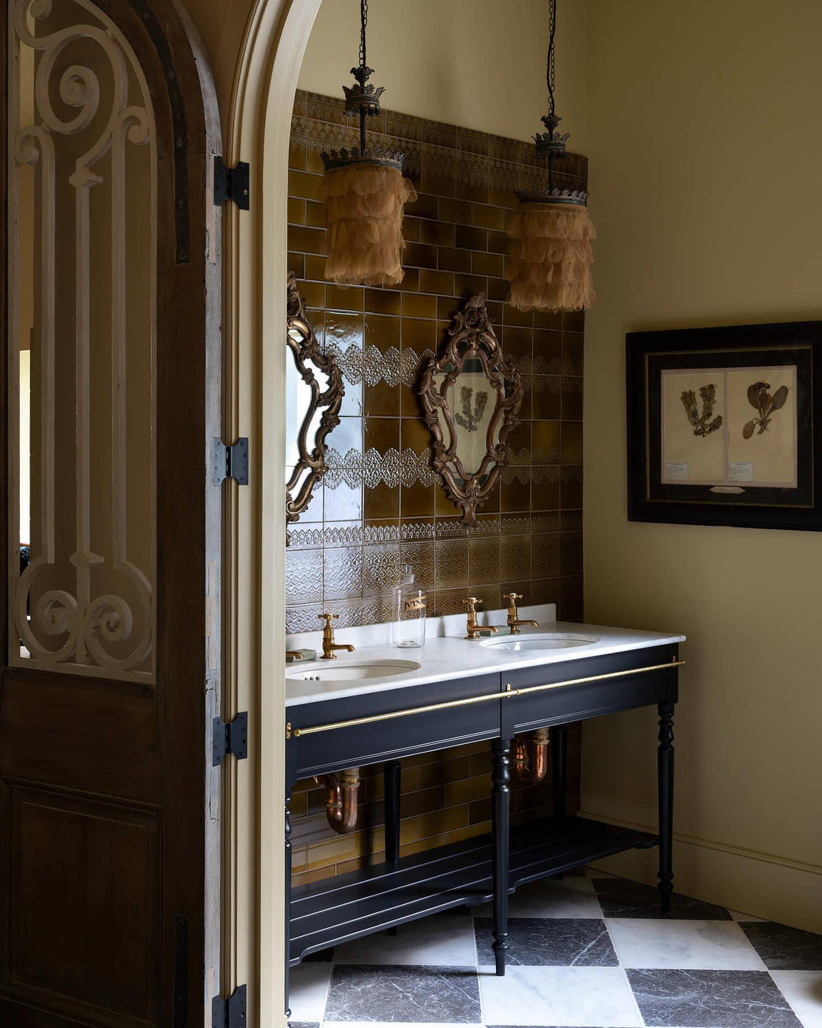 The Victorian Washstand with Mixer Tap - Twin, Mushroom, No Worktop TEST