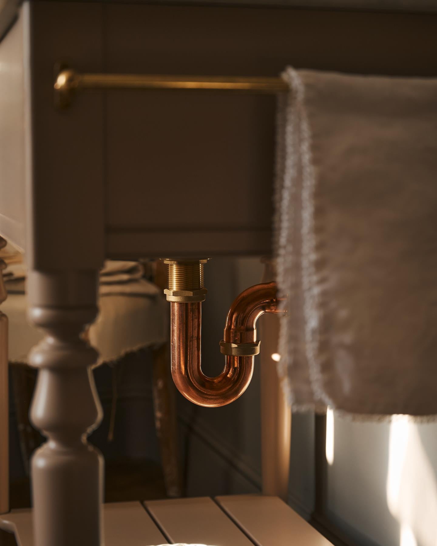 The Victorian Washstand with Mixer Tap - Twin, Princelet Pink, No Worktop