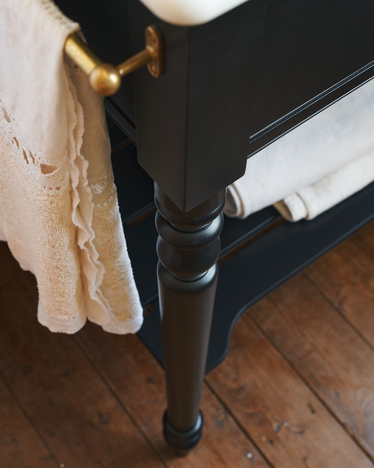 The Victorian Washstand with Mixer Tap - Small, Printer's Black, Carrara Marble Worktop TEST