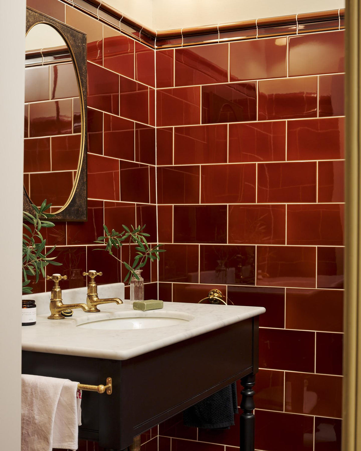 Kentish Brown Border Tiles TEST
