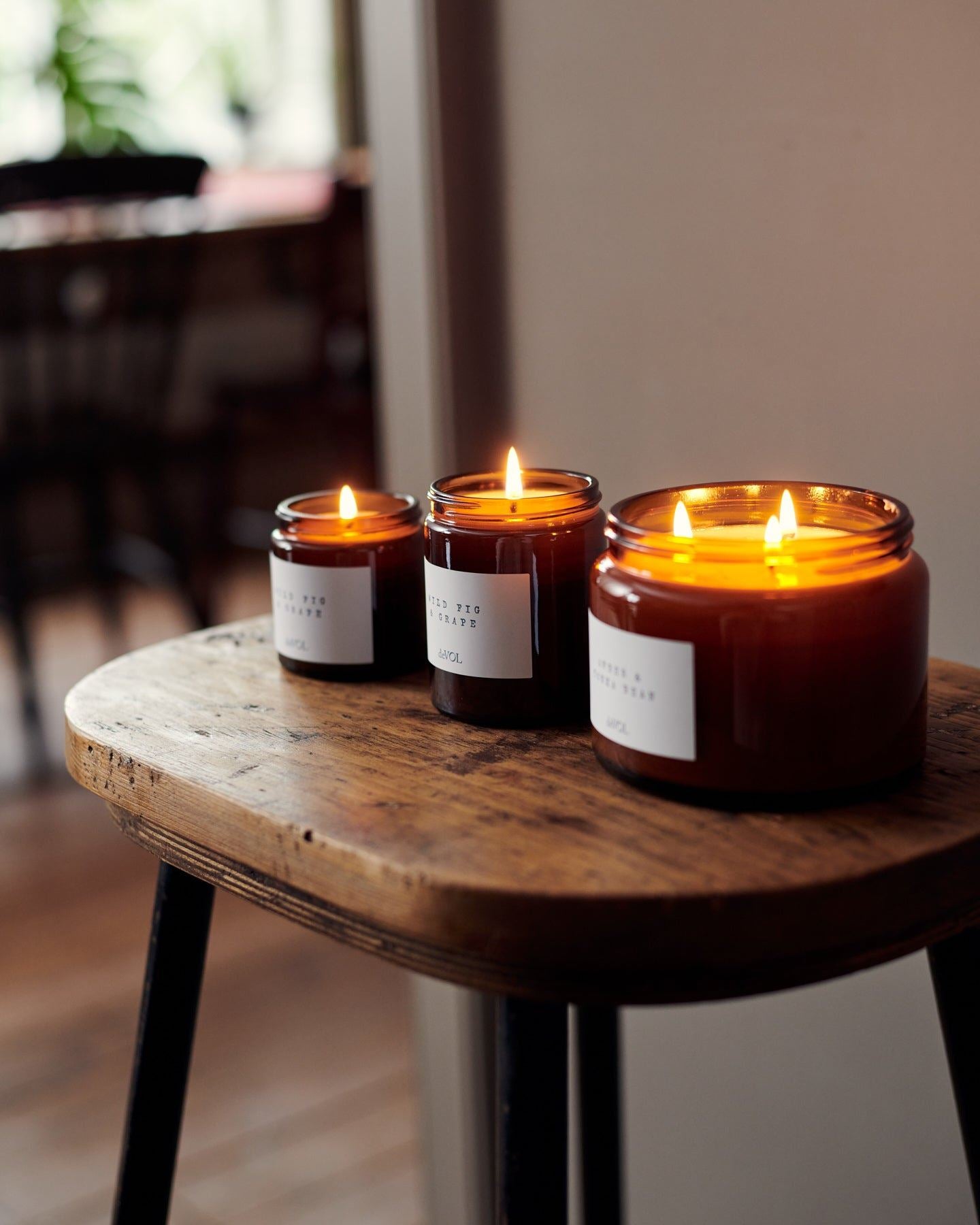 Small deVOL Scented Candle - Black Oud