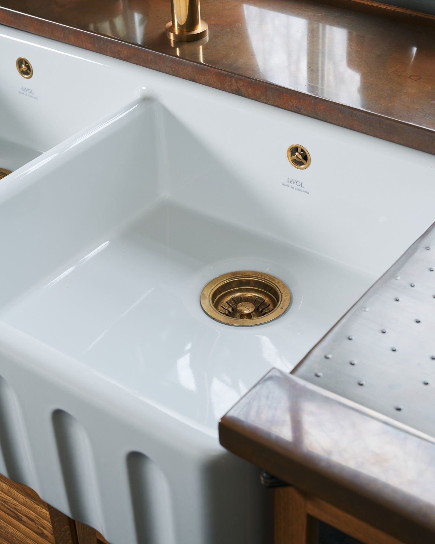 deVOL 1000 Double Fluted Belfast Sink