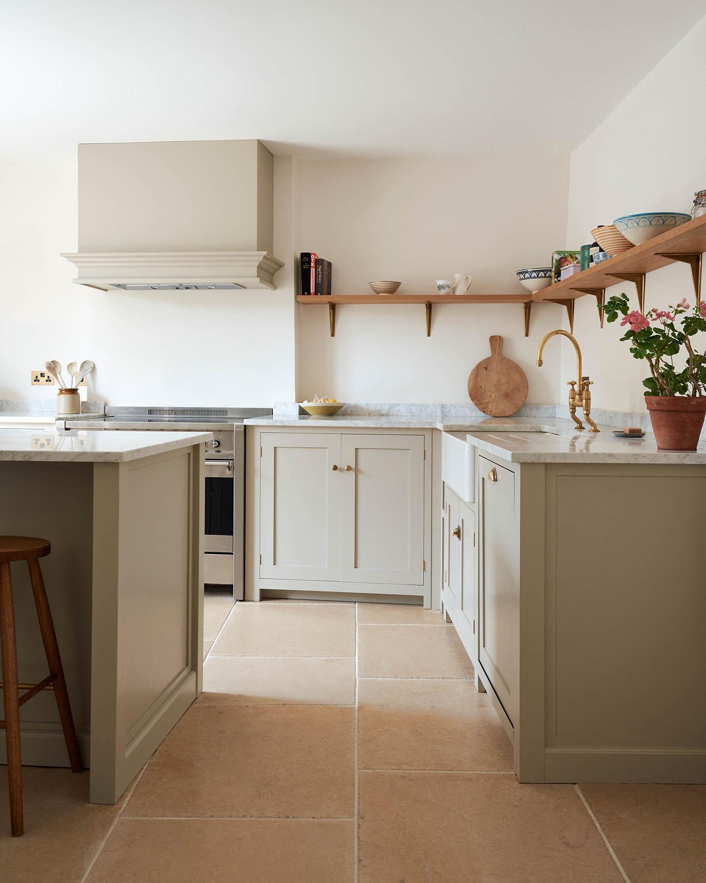 Vintage Bronze Limestone - 600mm x free lengths (20mm thick)