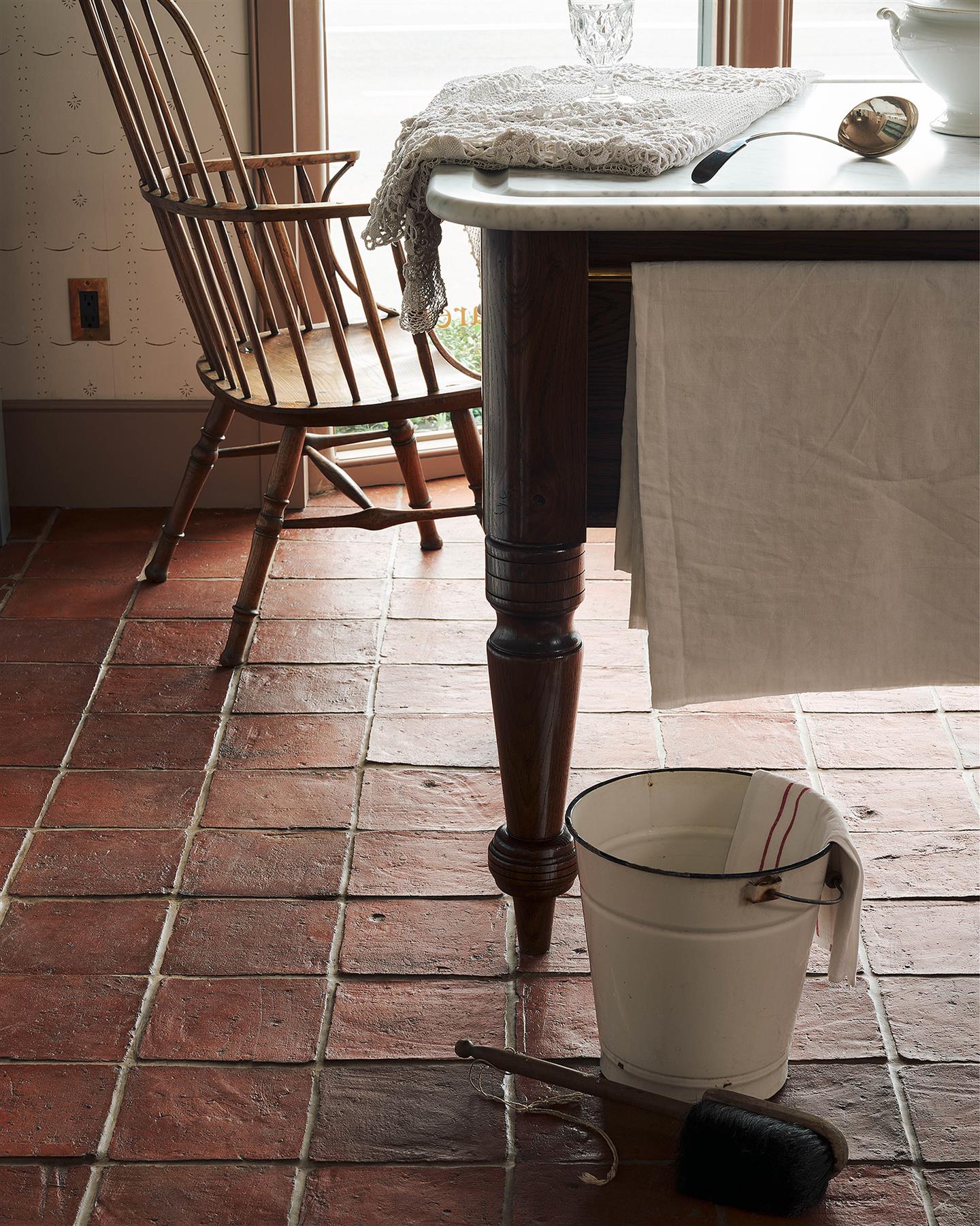 Square Terracotta - 340mm x 340mm (25mm thick)