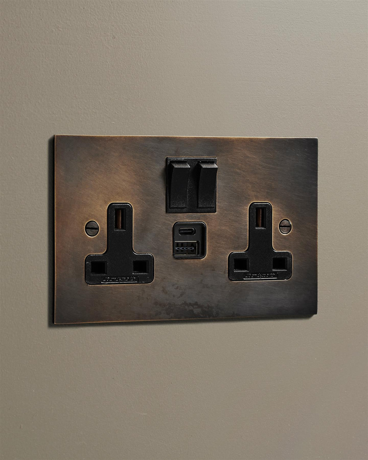Oxidised Brass Classic 13A Plug Socket - Twin with USB A/C TEST