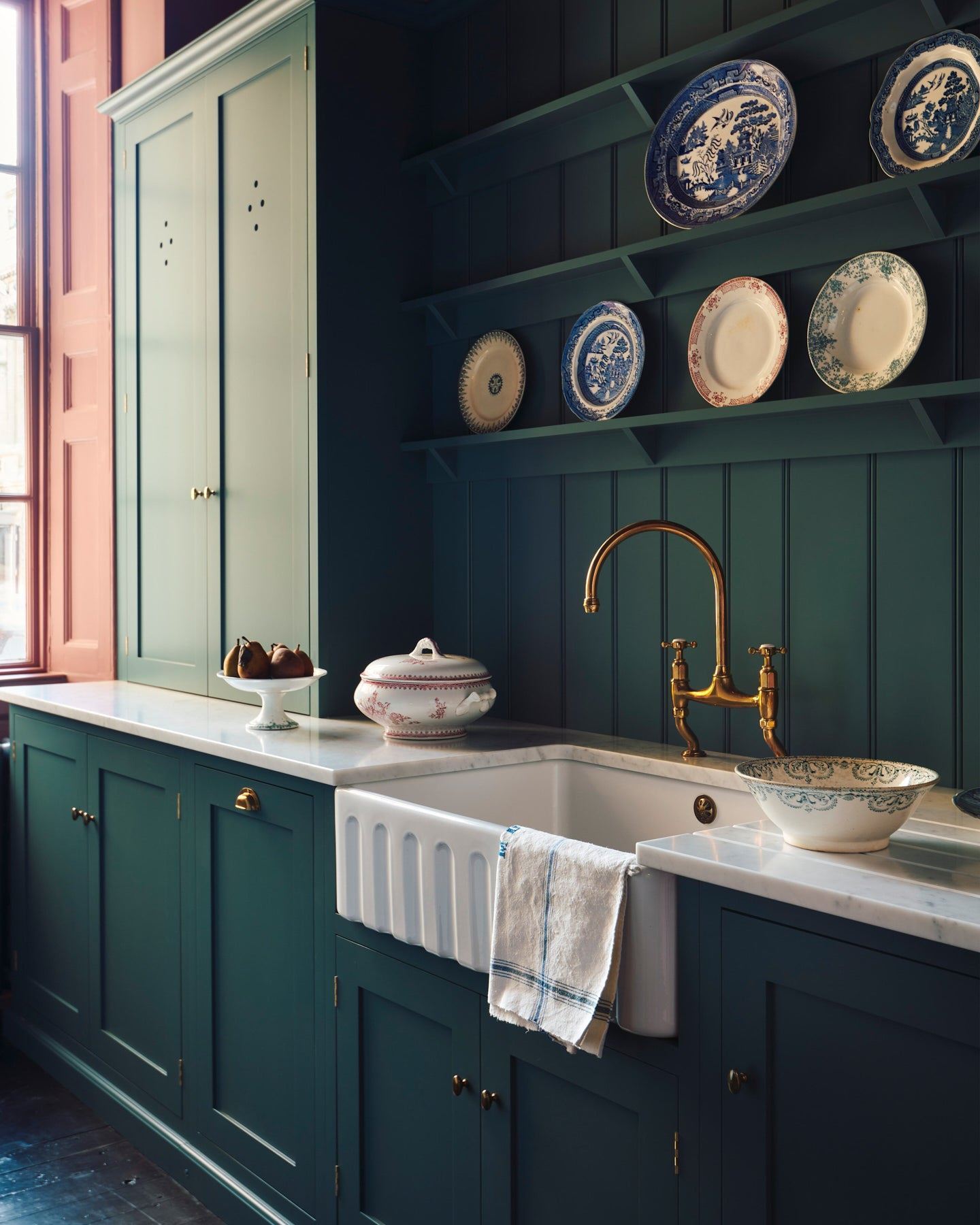 deVOL 800 Single Fluted Belfast Sink