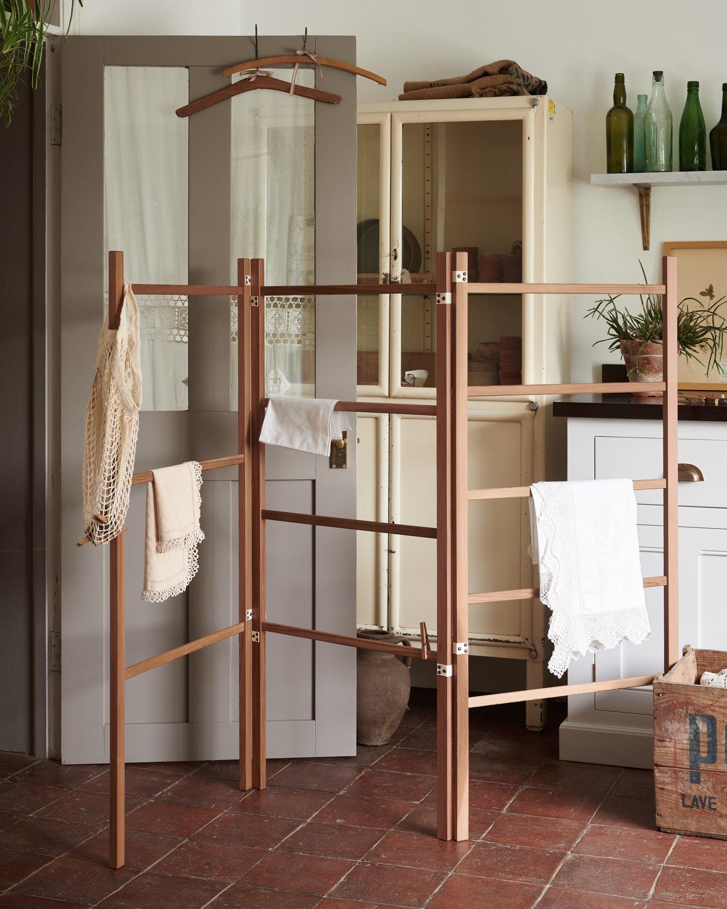 The Clothes Horse