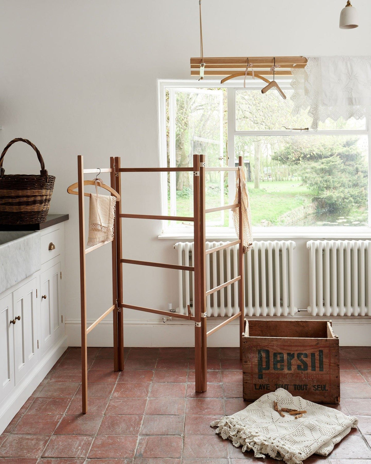 The Clothes Horse TEST
