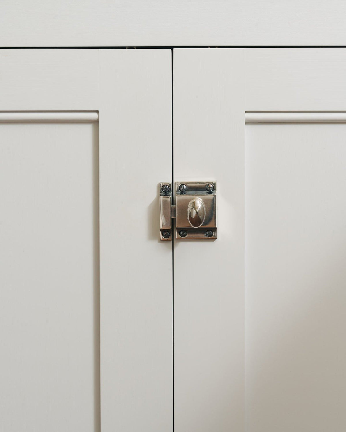 Bella Silver Cupboard Catch TEST