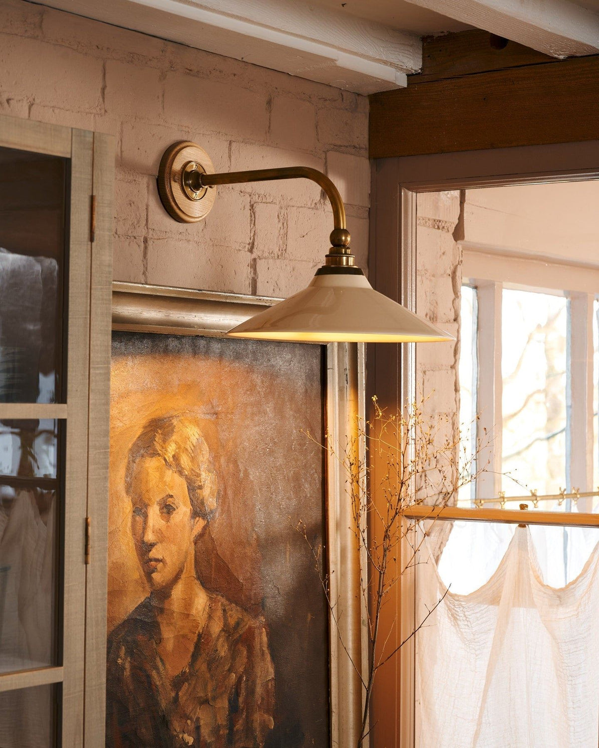 The Heirloom Task Light with Creamware Shade - Small TEST