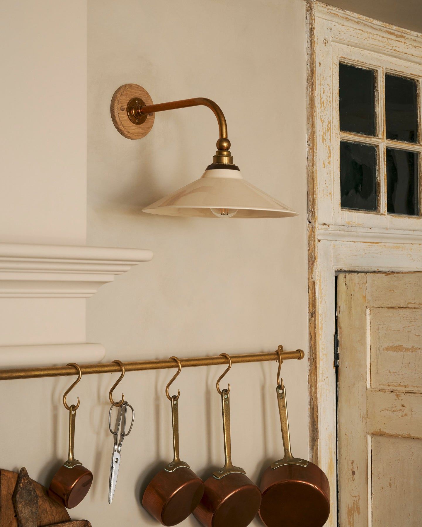 The Heirloom Task Light with Creamware Shade - Small