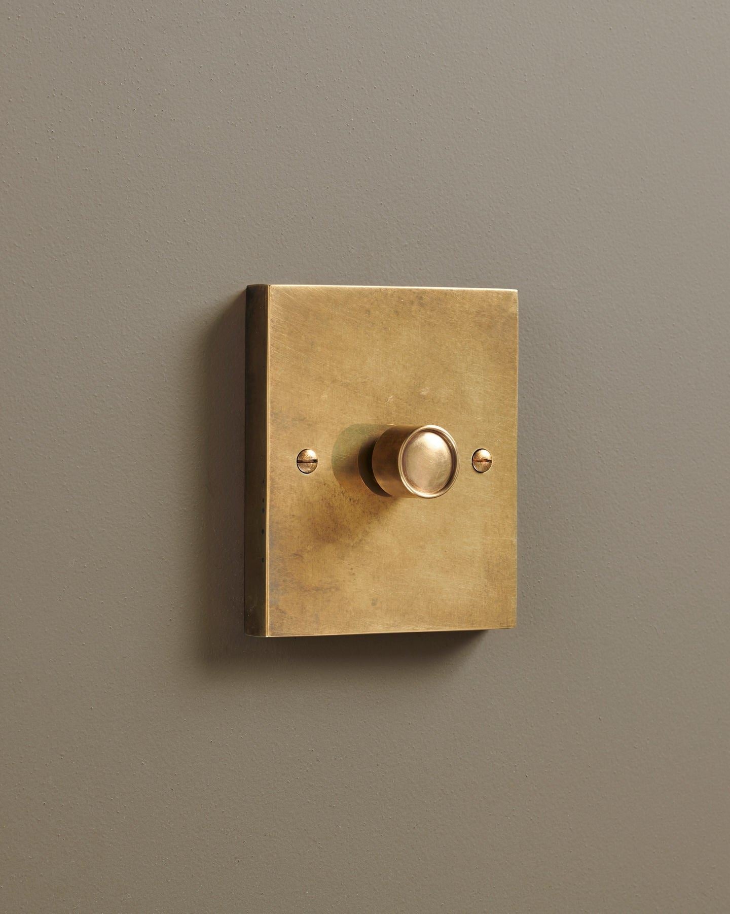 Heirloom Brass Box Dimmer Switch - 1 Gang | deVOL Kitchens