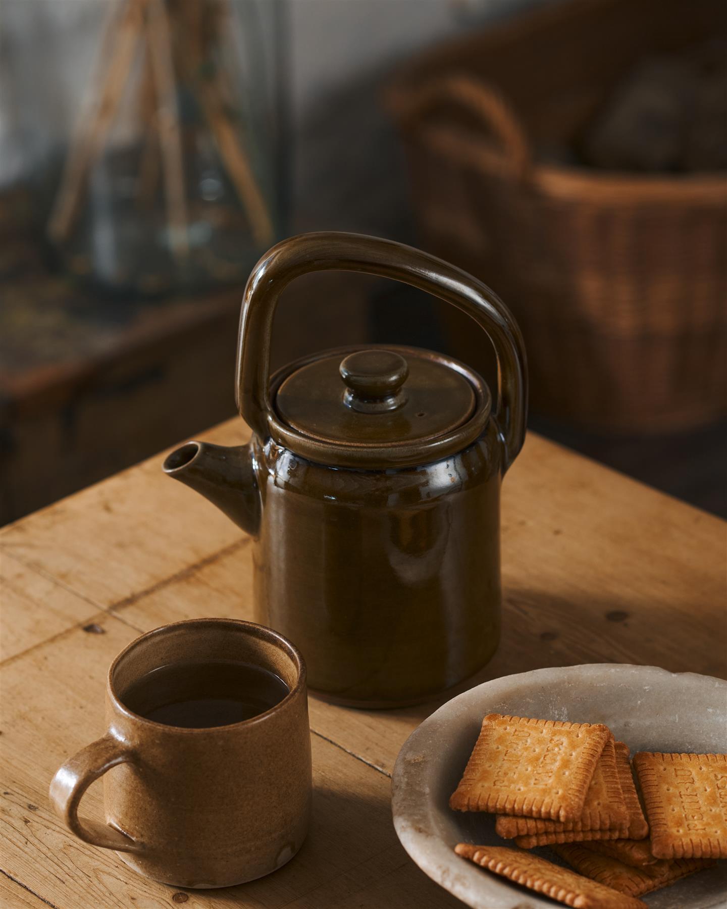 The Amber Glaze Teapot