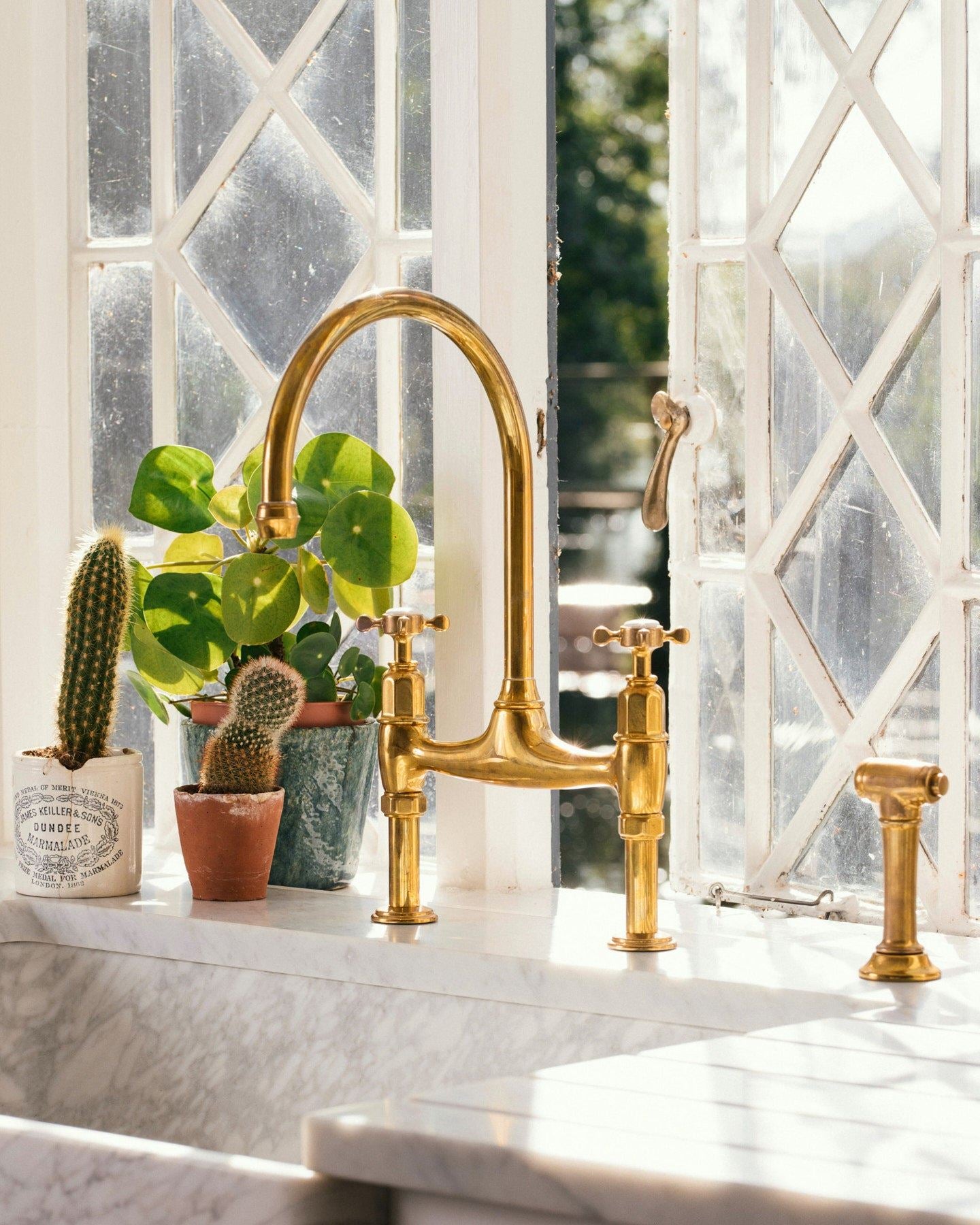 deVOL Aged Brass Ionian Tap with Rinse