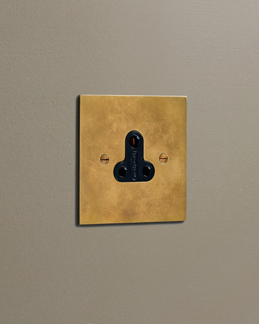 Classic 5A Plug Sockets