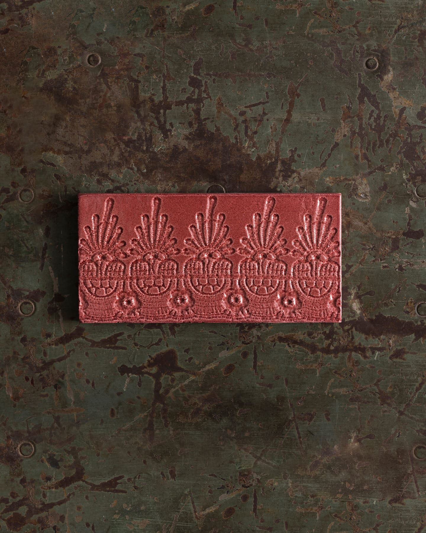 Rose Lace Market Tiles - Flanders Metro