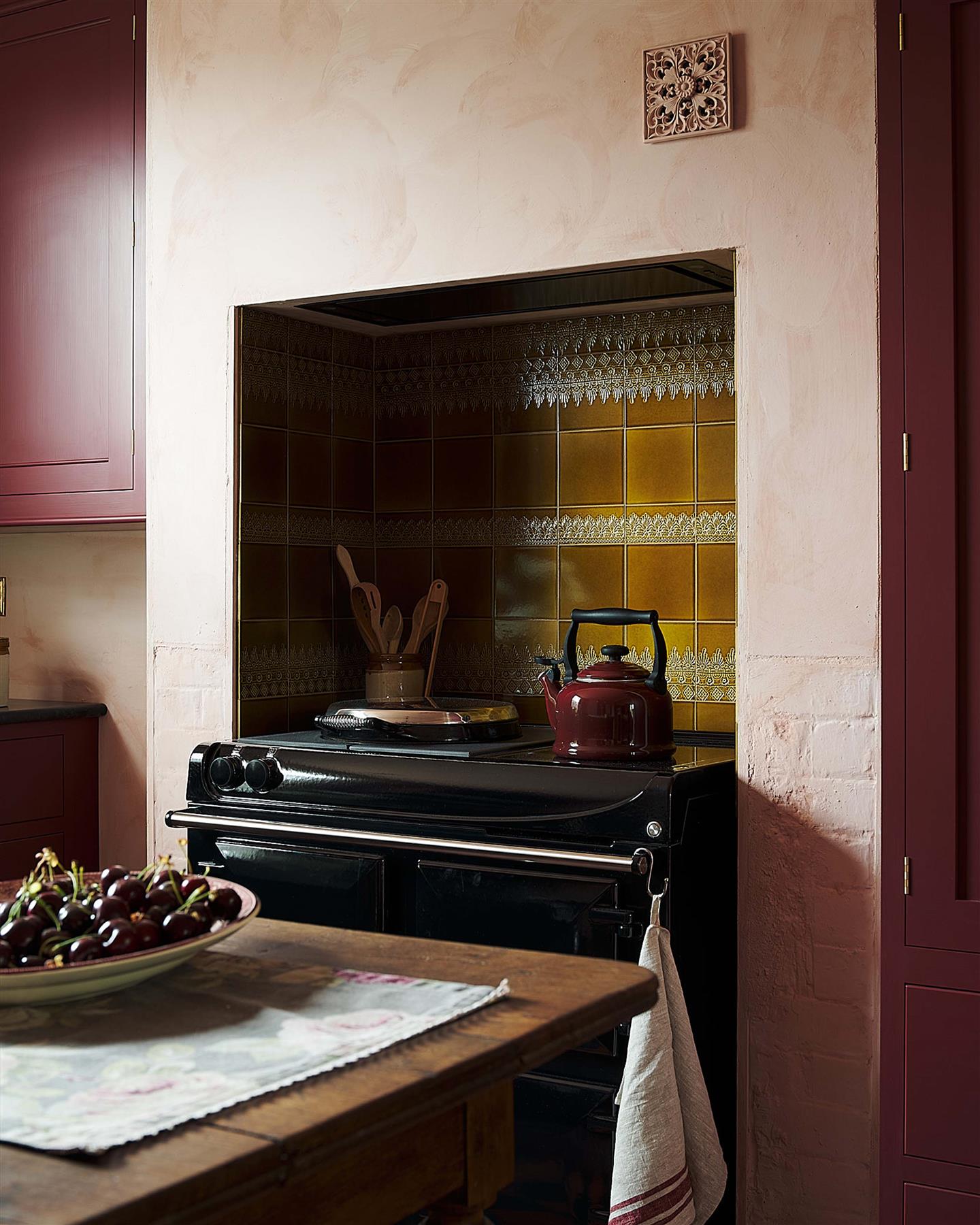 Sepia Lace Market Tiles - Flanders Metro