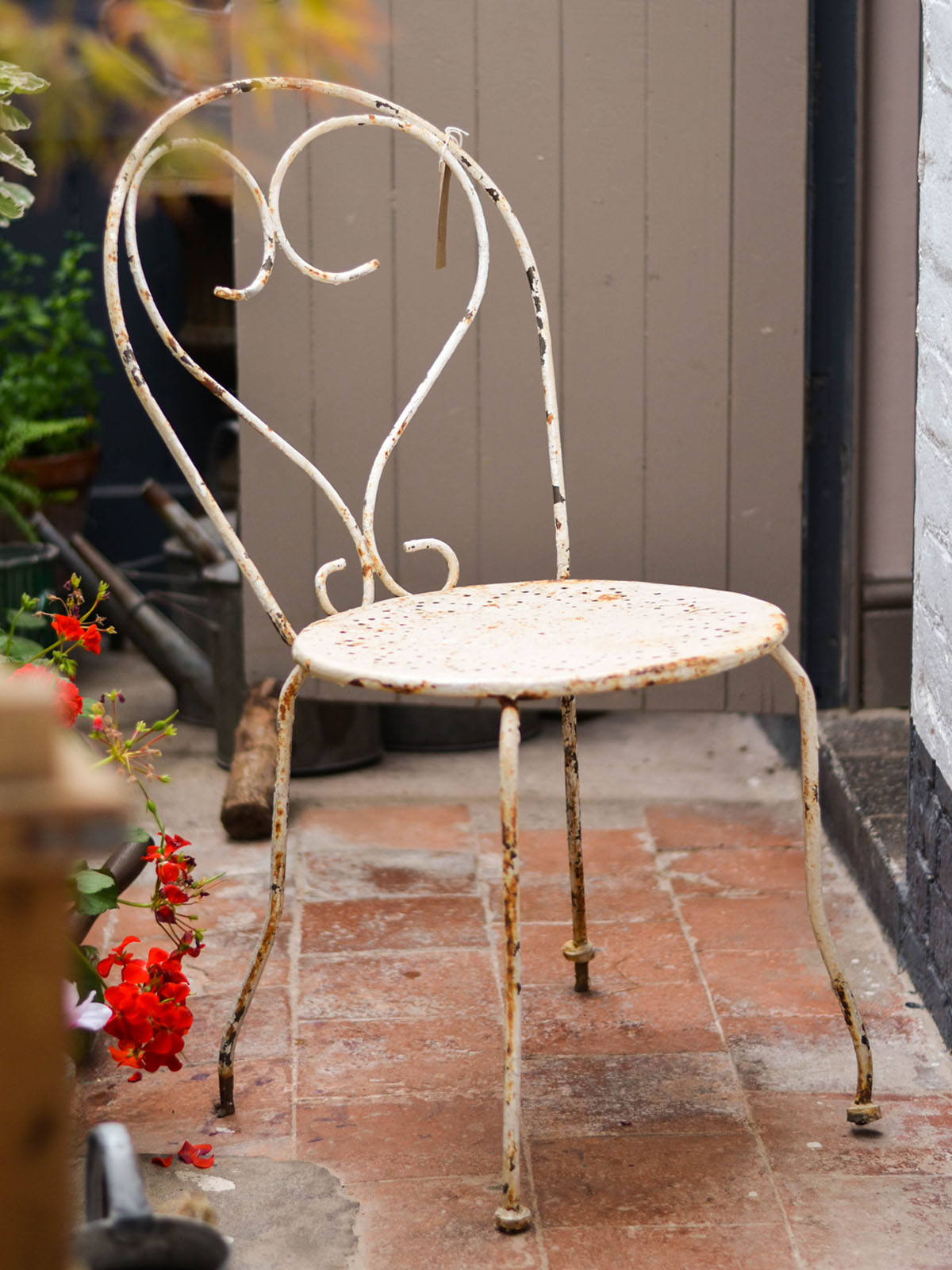 Cream Metal Garden Chair