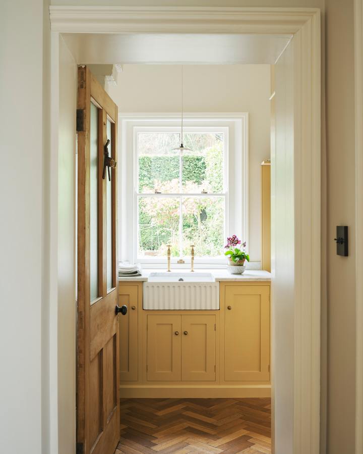 deVOL Standard Single Fluted Belfast Sink