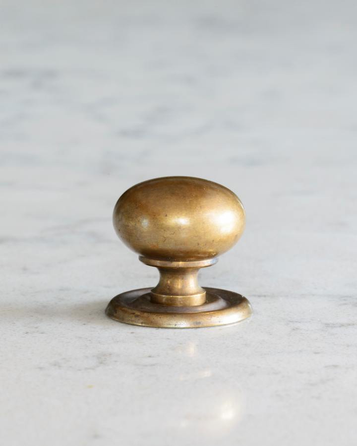 Bella Brass Classic Knobs