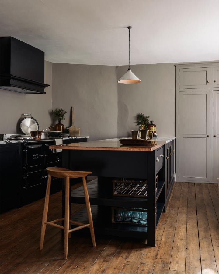 The Crackle Pendant Light